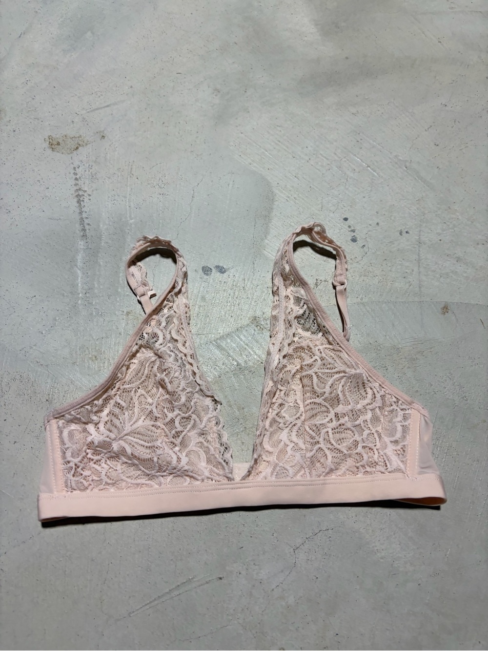 Xhilaration pink Lace Bralette small